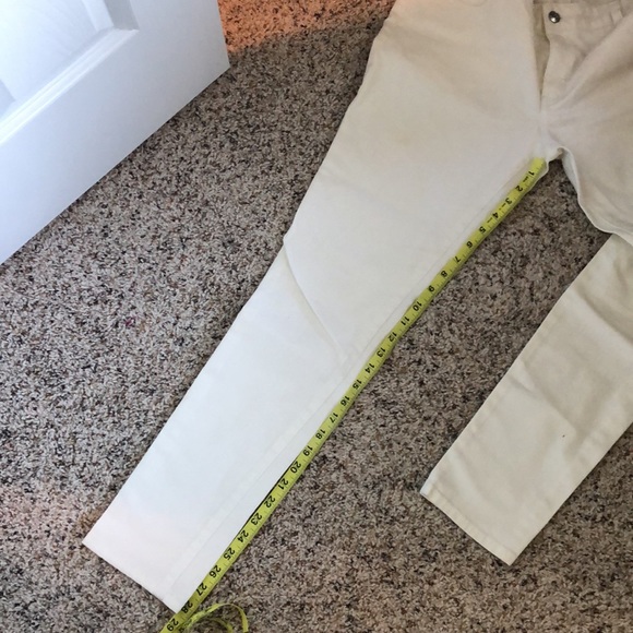 Micheal Kors size 6 white jeans - Picture 7 of 7